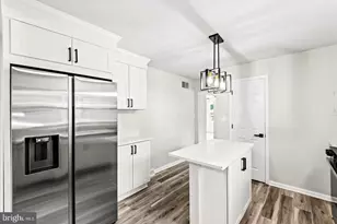 31 Kelley Rd, Fredericksburg, VA 22405 - Photo 2