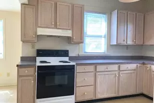 218 Claiborne Ave, Fredericksburg, VA 22405 - Photo 4