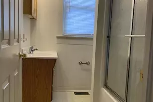 218 Claiborne Ave, Fredericksburg, VA 22405 - Photo 10