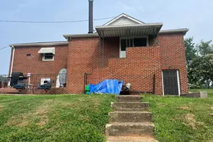 1236 Mountain View Rd, Fredericksburg, VA 22406 - Photo 10