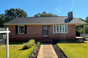 205 Maple St, Fredericksburg, VA 22405 - Photo 2