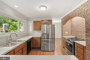 1228 Aquia Dr, Stafford, VA 22554 - Photo 10