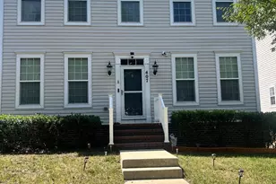 407 Apricot St, Stafford, VA 22554 - Photo 2