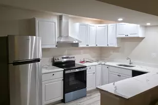 407 Apricot St, Stafford, VA 22554 - Photo 2