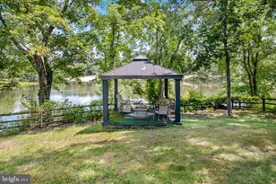 104 Holly Dr, Stafford, VA 22556 - Photo 2