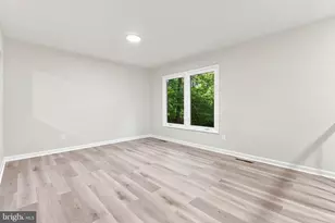 636 Holly Corner Rd, Fredericksburg, VA 22406 - Photo 6