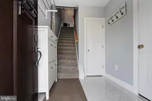 211 Shaw Ct, Fredericksburg, VA 22405 - Photo 2