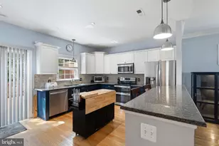 211 Shaw Ct, Fredericksburg, VA 22405 - Photo 6