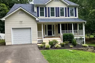 1129 Lakeview Dr, Stafford, VA 22556 - Photo 1