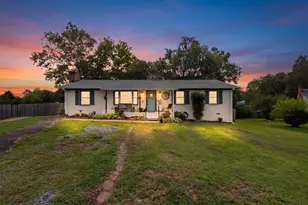 714 Scott Dr, Fredericksburg, VA 22405 - Photo 1
