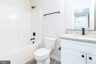 1194 Holly St, Fredericksburg, VA 22405 - Photo 24