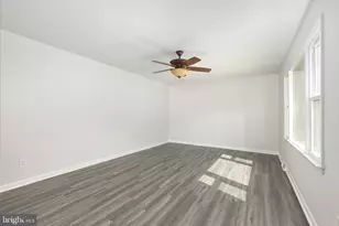 605 Payton Dr, Fredericksburg, VA 22405 - Photo 8