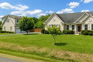 320 Timber Mill Ln, Fredericksburg, VA 22406 - Photo 2