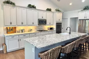 201 Saratoga Woods Ln, Stafford, VA 22556 - Photo 2