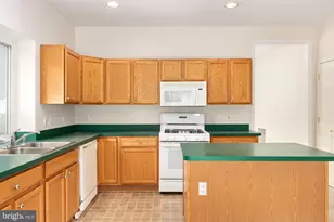 7 Dayton Cir, Fredericksburg, VA 22406 - Photo 16