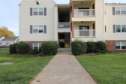 102 Chesterfield Lane #202, Stafford, VA 22556 - Photo 1