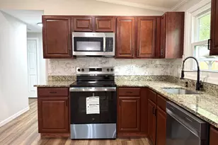 707 Holly Corner Rd, Fredericksburg, VA 22406 - Photo 10