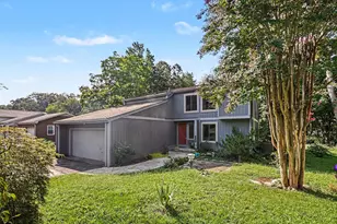 415 Collingwood Dr, Fredericksburg, VA 22405 - Photo 2