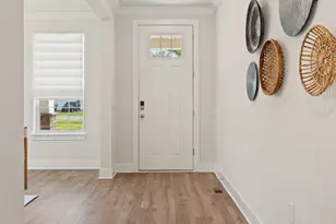 808 Long Meadow Dr, Fredericksburg, VA 22406 - Photo 4