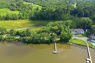 454 Wood Landing Rd, Fredericksburg, VA 22405 - Photo 2