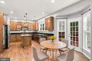 39 Monument Dr, Stafford, VA 22554 - Photo 2