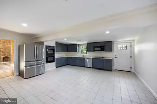 208 Telegraph Rd, Stafford, VA 22554 - Photo 2
