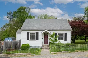 311 Colonial Ave, Fredericksburg, VA 22405 - Photo 2