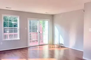 301 Mayfair Pl, Stafford, VA 22556 - Photo 8