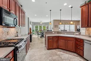 33 Battery Point Dr, Fredericksburg, VA 22406 - Photo 14