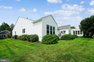 33 Battery Point Dr, Fredericksburg, VA 22406 - Photo 28