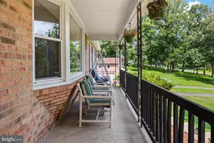 1015 Bailey Ct, Stafford, VA 22556 - Photo 6