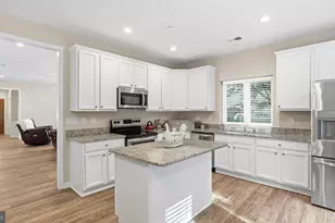 153 Smithfield Way, Fredericksburg, VA 22406 - Photo 10