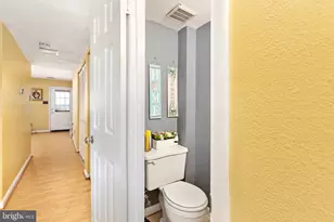 1017 Thomas Jefferson Pl, Fredericksburg, VA 22405 - Photo 6