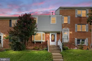 1017 Thomas Jefferson Pl, Fredericksburg, VA 22405 - Photo 2