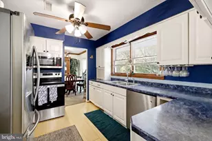 2 Lord Fairfax Dr, Fredericksburg, VA 22405 - Photo 2