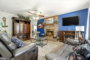 2 Lord Fairfax Dr, Fredericksburg, VA 22405 - Photo 8