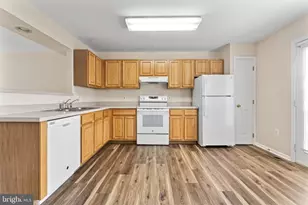 209 Ilona Ct, Stafford, VA 22554 - Photo 12