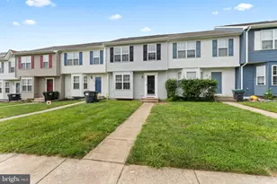 209 Ilona Ct, Stafford, VA 22554 - Photo 2
