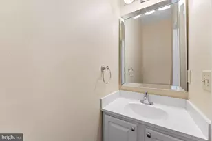 407 Lakeview Ct, Stafford, VA 22554 - Photo 10
