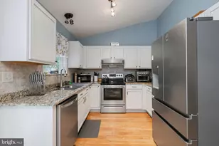 3 Palm Dr, Fredericksburg, VA 22405 - Photo 10