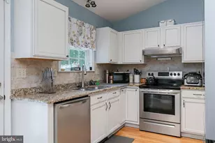3 Palm Dr, Fredericksburg, VA 22405 - Photo 12