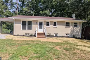 15 Winston Pl, Fredericksburg, VA 22405 - Photo 2