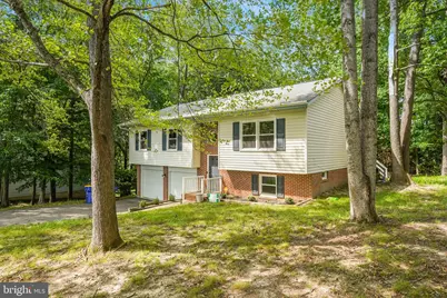 1703 Sherwood Dr, Fredericksburg, VA 22405 - Photo 2