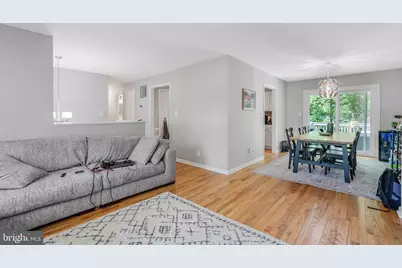 1703 Sherwood Dr, Fredericksburg, VA 22405 - Photo 6