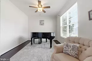 104 Slusher Ct, Fredericksburg, VA 22405 - Photo 6