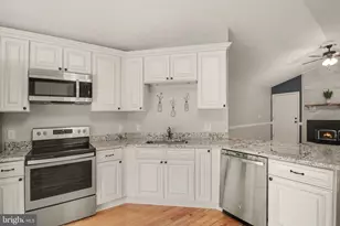2411 Harpoon Dr, Stafford, VA 22554 - Photo 8
