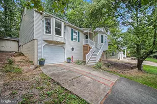 2411 Harpoon Dr, Stafford, VA 22554 - Photo 2