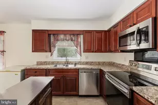 233 Overlook Ct, Fredericksburg, VA 22405 - Photo 10