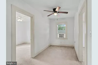 302 E Chatham Street, Fredericksburg, VA 22405 - Photo 14