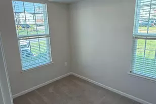501 Rolling Valley Dr, Fredericksburg, VA 22405 - Photo 4